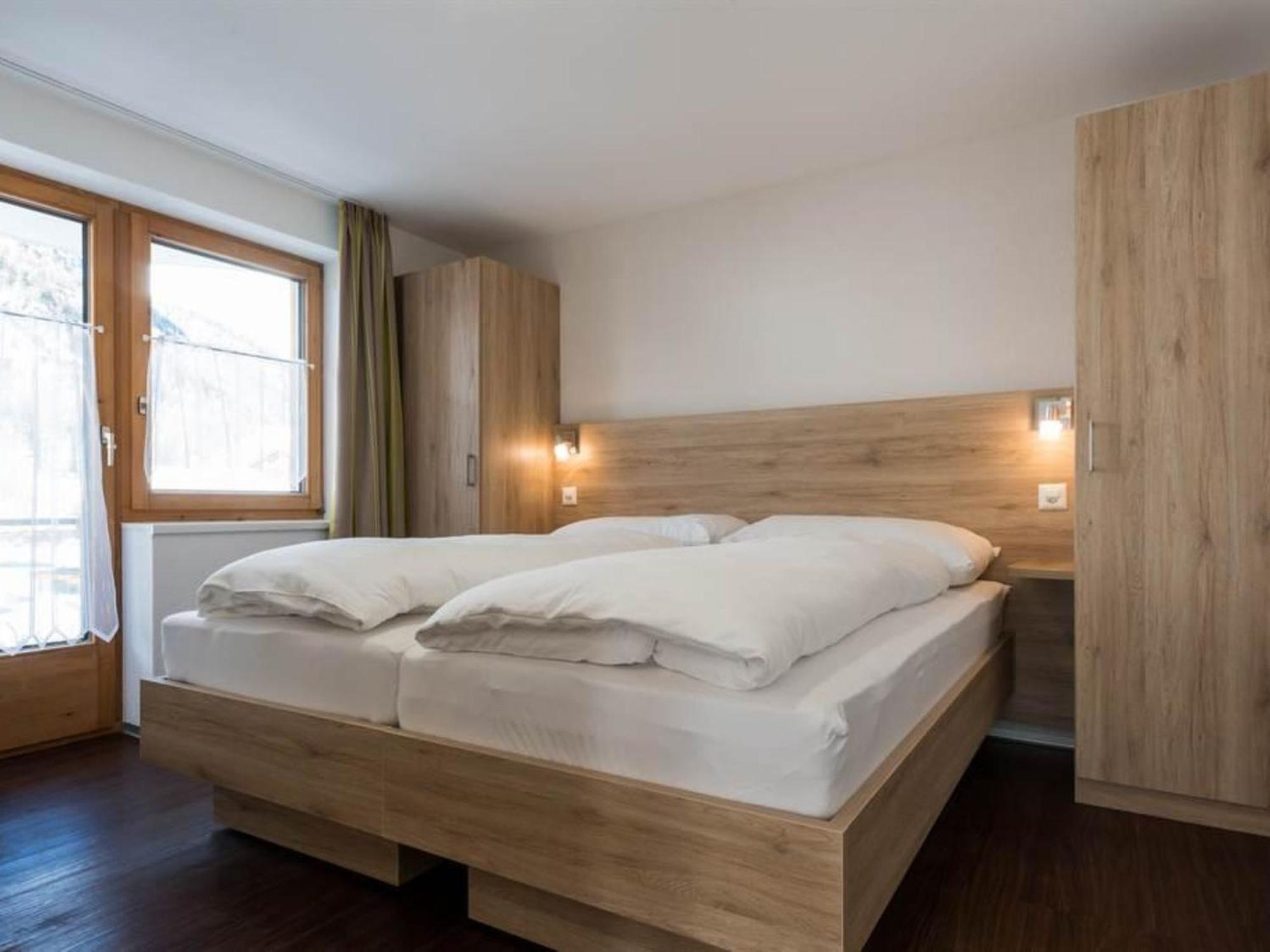 Apartment Haus Alpenrose By Interhome Saas-Almagell Exterior foto